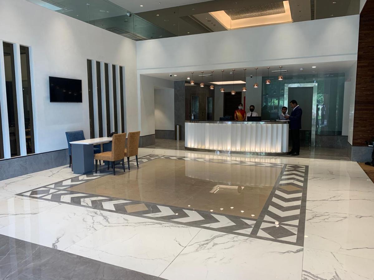 Manjeera Sarovar Premiere Hotel Rajahmundry Ngoại thất bức ảnh