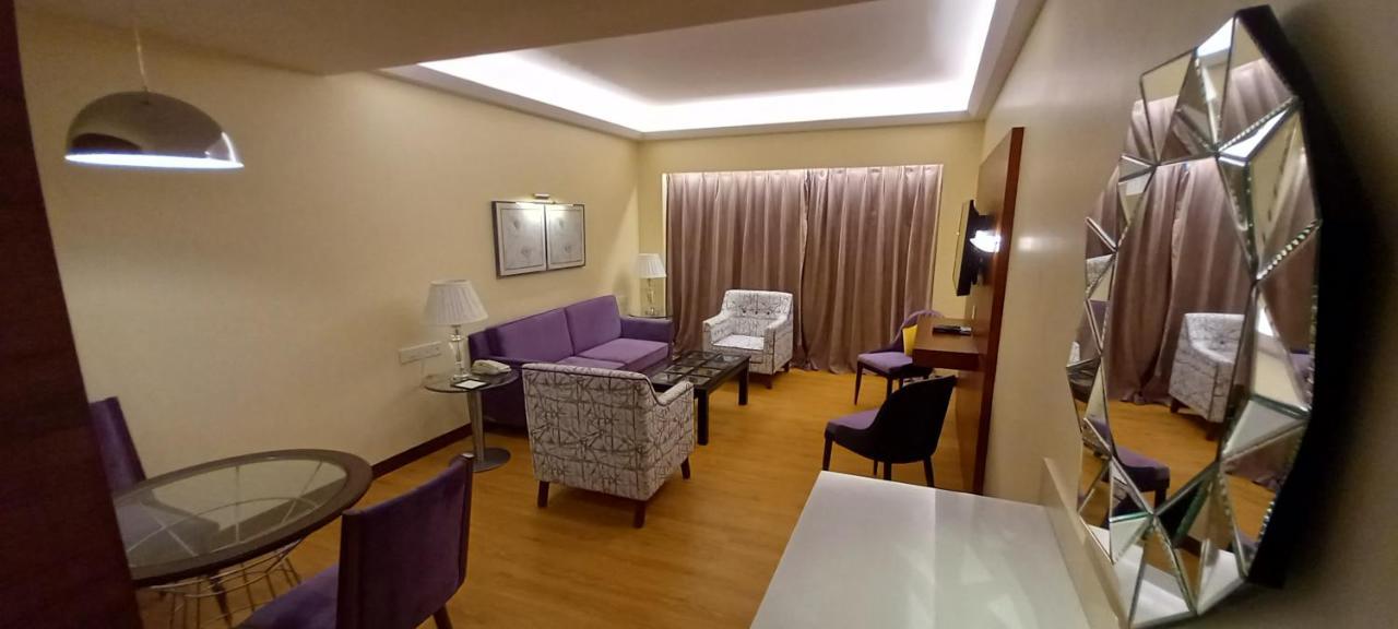 Manjeera Sarovar Premiere Hotel Rajahmundry Ngoại thất bức ảnh