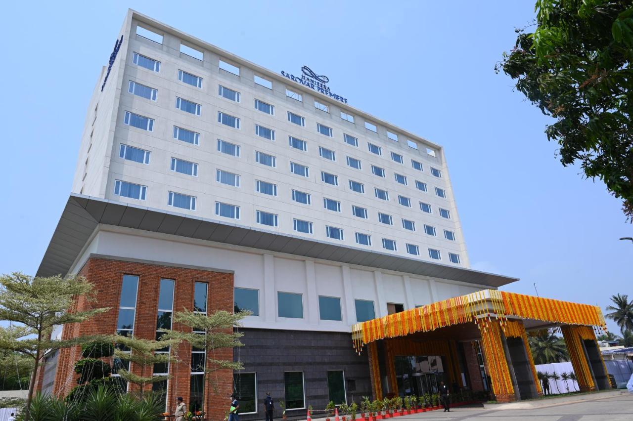 Manjeera Sarovar Premiere Hotel Rajahmundry Ngoại thất bức ảnh